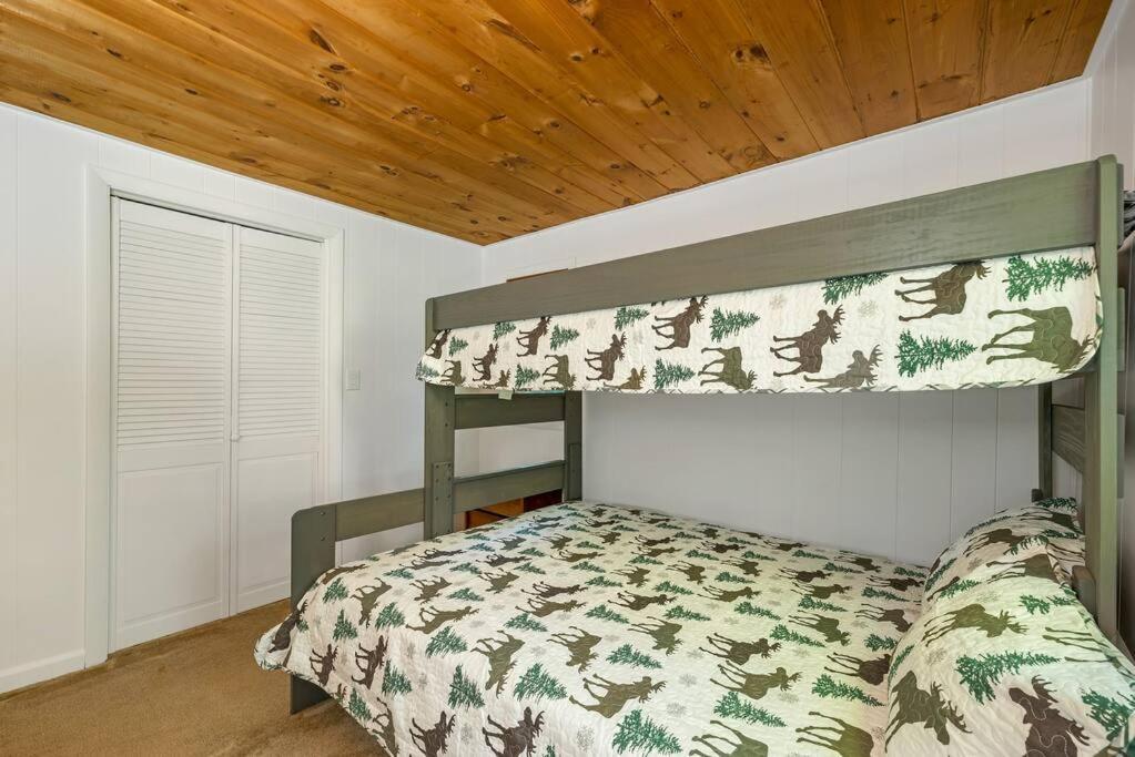 Gunstock & Lakes Region Year Round Chalet Gilford Exterior photo