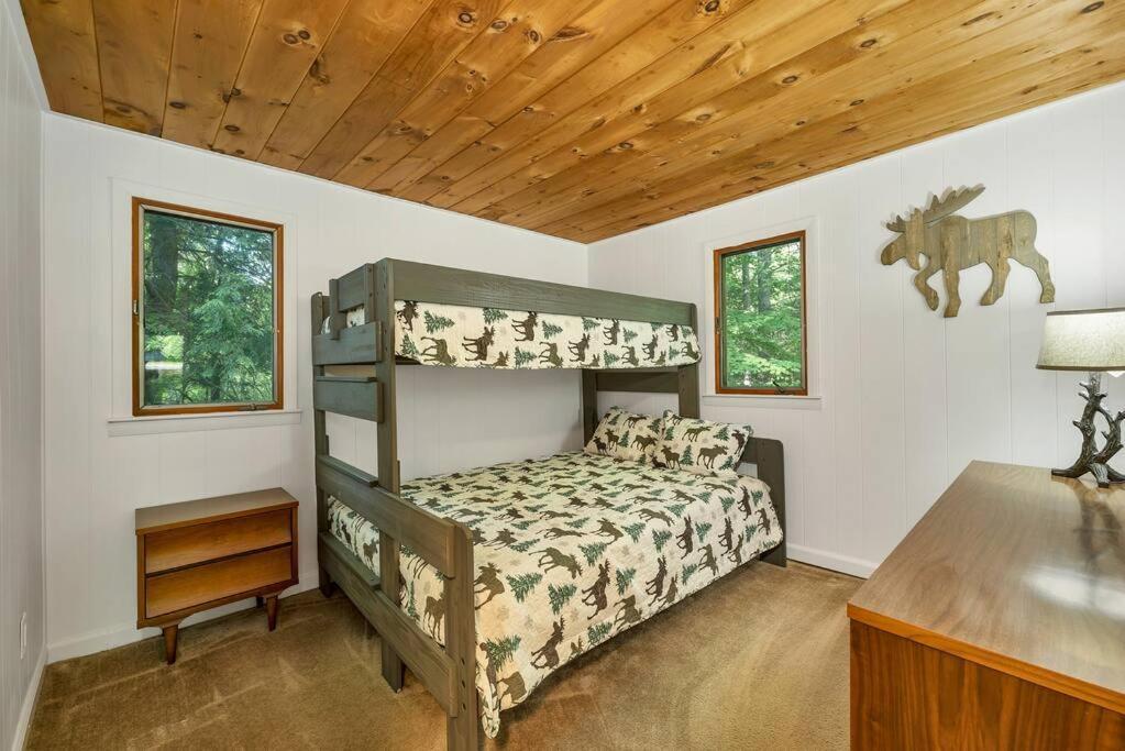 Gunstock & Lakes Region Year Round Chalet Gilford Exterior photo