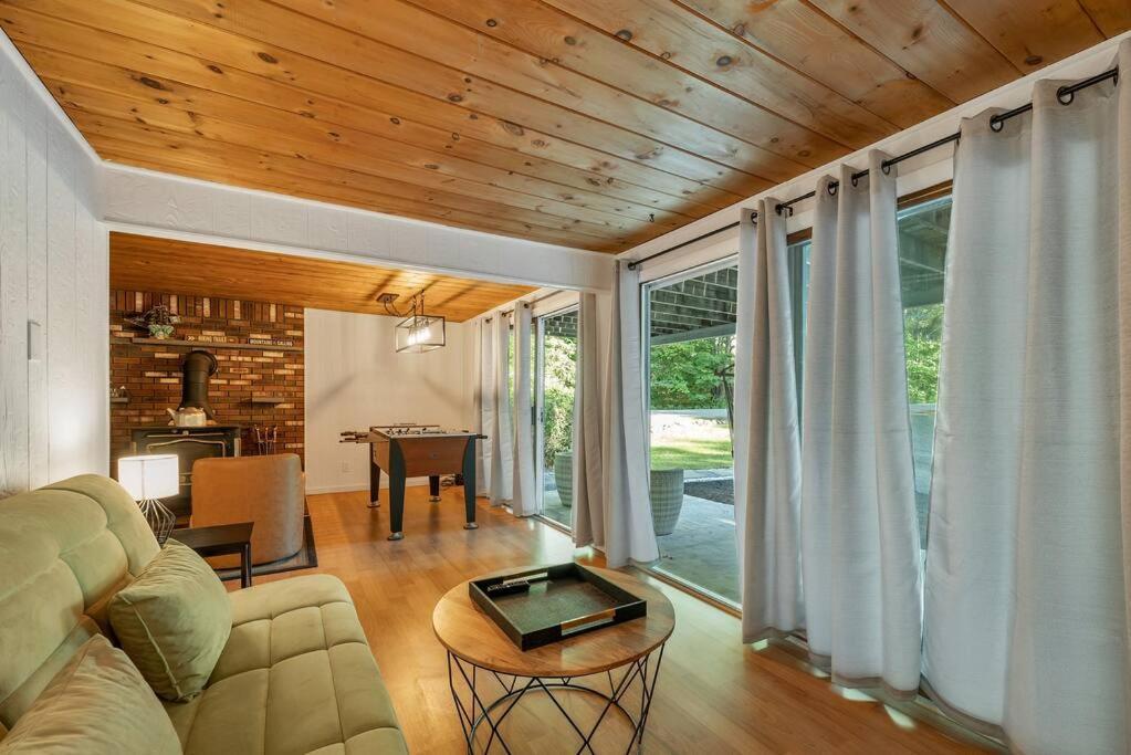 Gunstock & Lakes Region Year Round Chalet Gilford Exterior photo